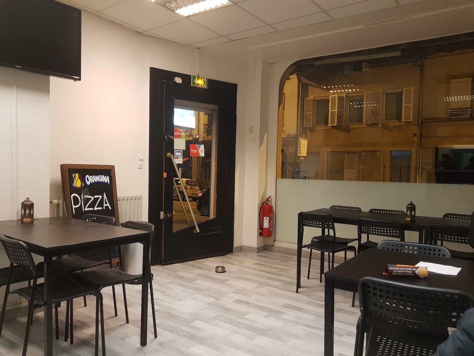 Medina Pizza, restaurant à Metz